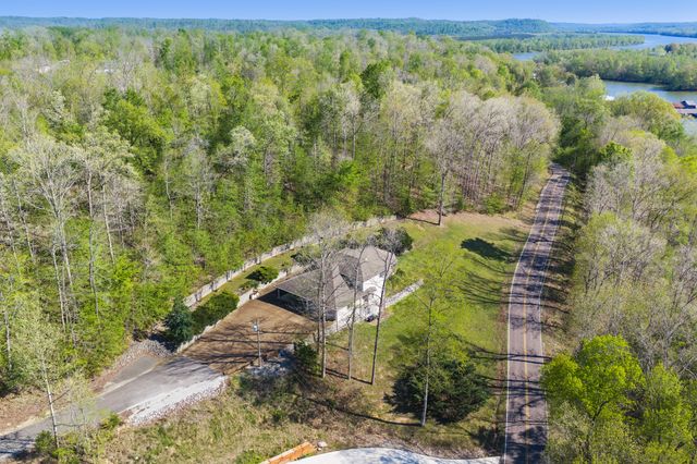 143 Creekside Village Ln, Sugar Tree, TN 38380
