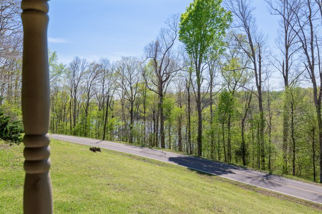143 Creekside Village Ln, Sugar Tree, TN 38380