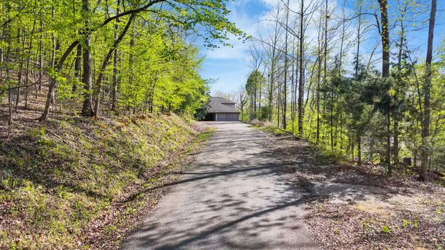 143 Creekside Village Ln, Sugar Tree, TN 38380