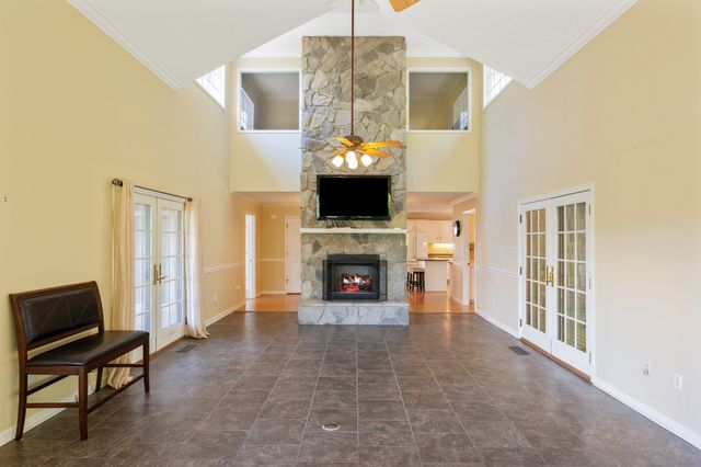 143 Creekside Village Ln, Sugar Tree, TN 38380