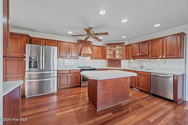 459 Chadwick Shores Drive, Sneads Ferry, NC 28460