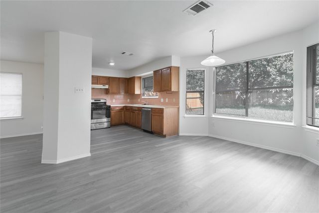 15406 Ecorio DR, Austin, TX 78728