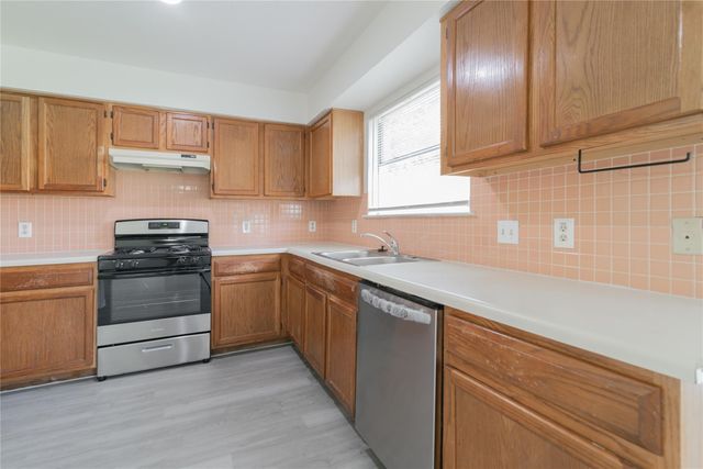 15406 Ecorio DR, Austin, TX 78728
