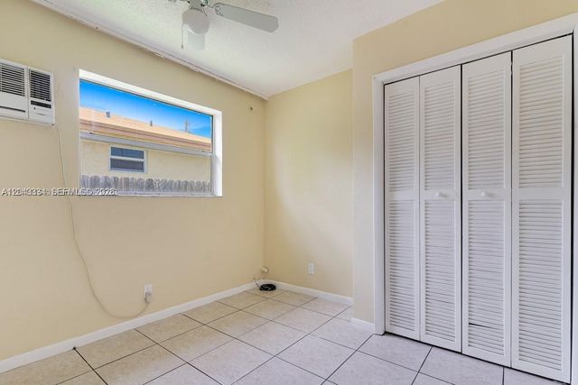 805 NW 3rd Ter, Hallandale Beach, FL 33009