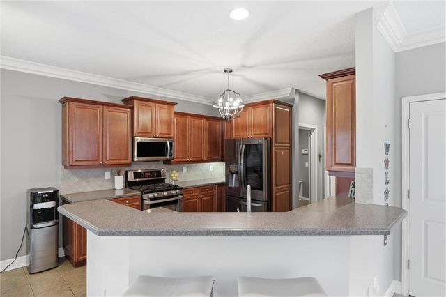 16165 Linden Street, Overland Park, KS 66085