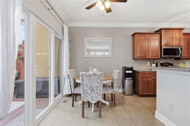 16165 Linden Street, Overland Park, KS 66085