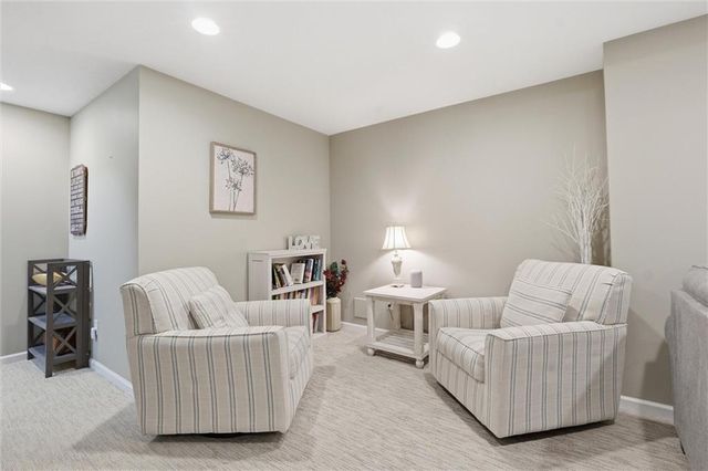 16165 Linden Street, Overland Park, KS 66085