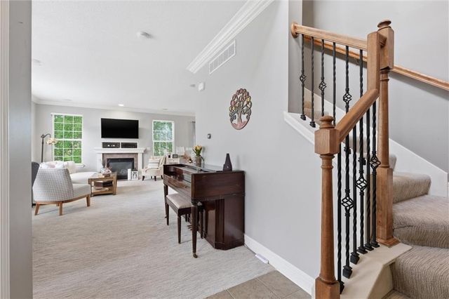 16165 Linden Street, Overland Park, KS 66085
