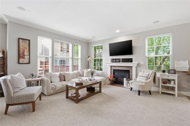 16165 Linden Street, Overland Park, KS 66085