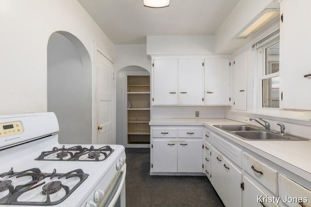 1649 40th Street, Wyoming, MI 49519