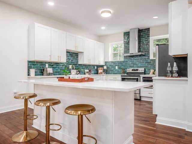 344 E Whittier Street, Columbus, OH 43206