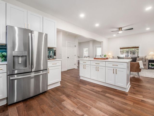 344 E Whittier Street, Columbus, OH 43206