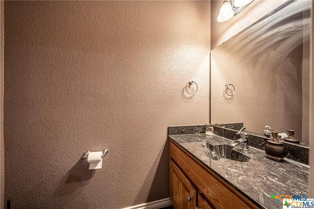 1241 Moccasin Bend Road, Gatesville, TX 76528