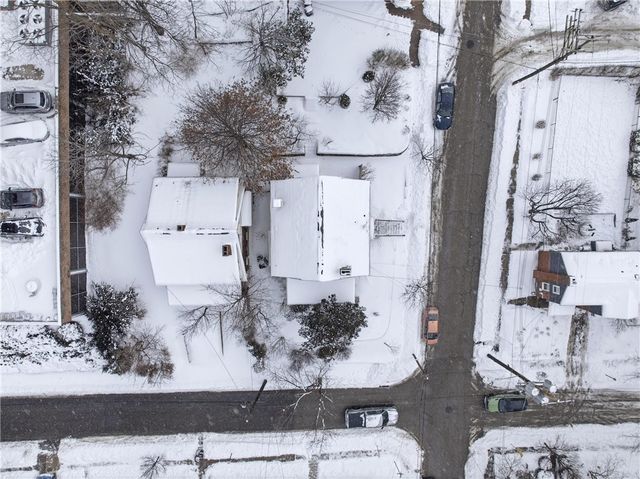 469 Kenmont Ave, Mt Lebanon, PA 15228