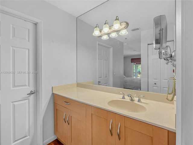3209 Clint Moore Rd 207, Boca Raton, FL 33496