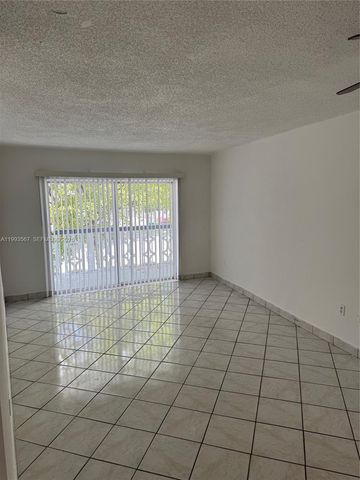 11 SW 52nd Ave 1B, Miami, FL 33134