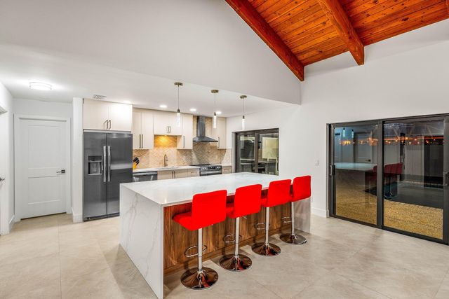 21212 Escondido Way, Boca Raton, FL 33433