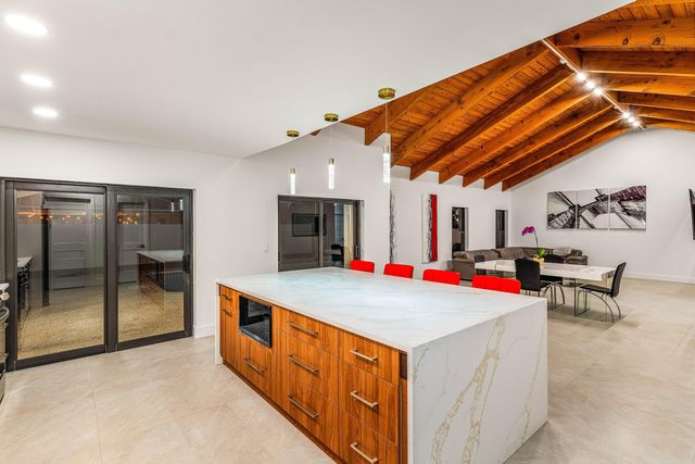 21212 Escondido Way, Boca Raton, FL 33433