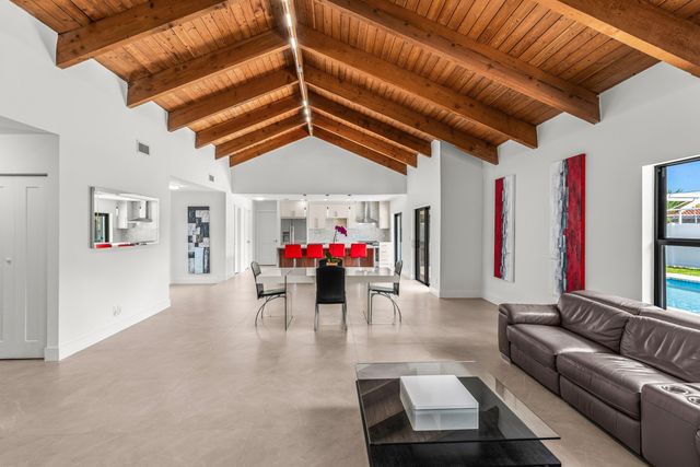 21212 Escondido Way, Boca Raton, FL 33433