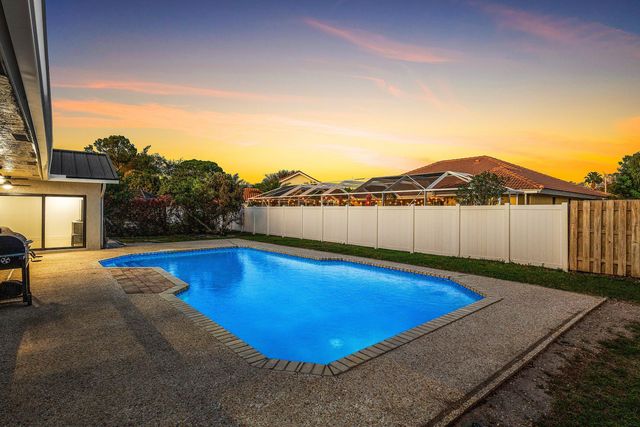 21212 Escondido Way, Boca Raton, FL 33433