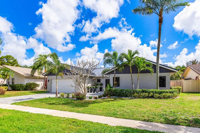 21212 Escondido Way, Boca Raton, FL 33433