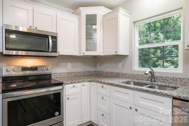 3605 Still Knoll Lane, Sherrills Ford, NC 28673