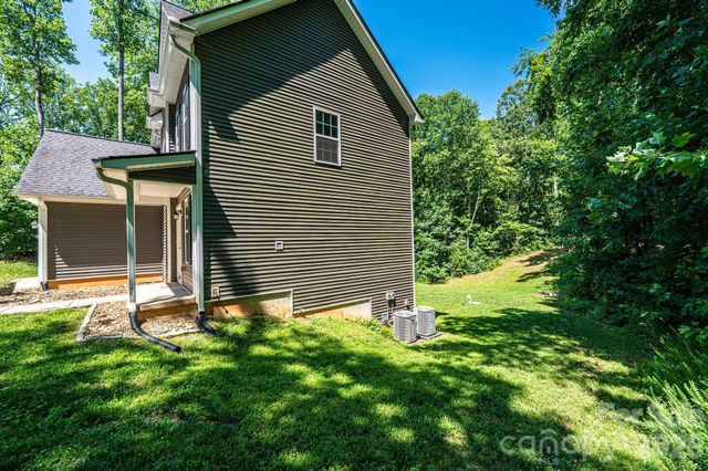 3605 Still Knoll Lane, Sherrills Ford, NC 28673