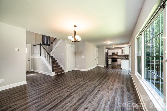 3605 Still Knoll Lane, Sherrills Ford, NC 28673
