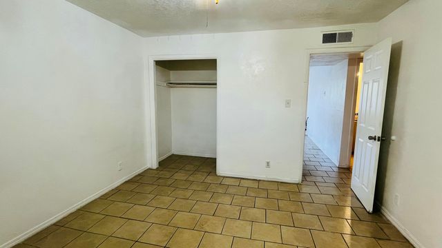 8200 Copper Avenue NE A, Albuquerque, NM 87108
