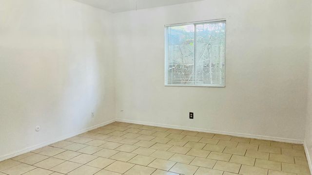 8200 Copper Avenue NE A, Albuquerque, NM 87108
