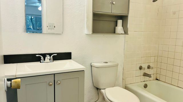 8200 Copper Avenue NE A, Albuquerque, NM 87108