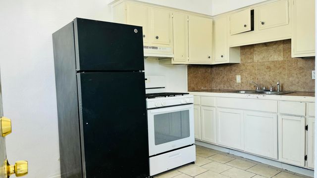 8200 Copper Avenue NE A, Albuquerque, NM 87108