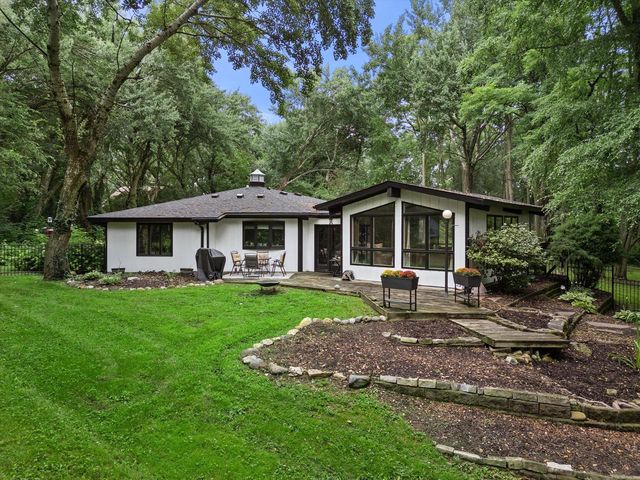 9711 8th AVENUE, Pleasant Prairie, WI 53158