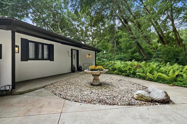 9711 8th AVENUE, Pleasant Prairie, WI 53158