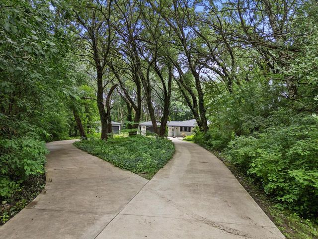 9711 8th AVENUE, Pleasant Prairie, WI 53158