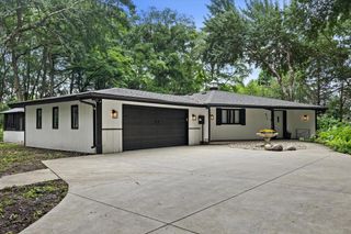 9711 8th AVENUE, Pleasant Prairie, WI 53158