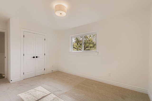 8011 Scotland Yard, Austin, TX 78759