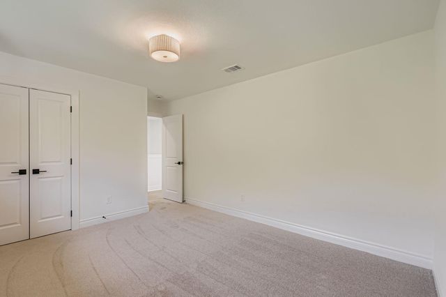 8011 Scotland Yard, Austin, TX 78759