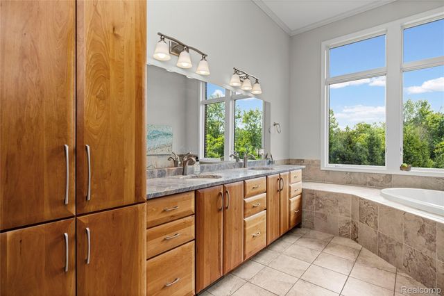 3520 Blue Heron Court, Superior Charter Township, MI 48198