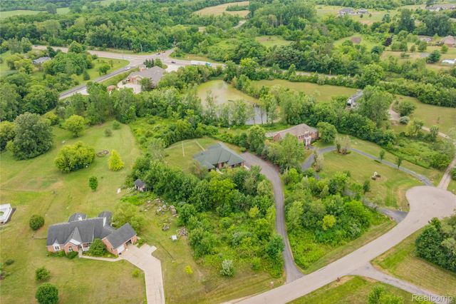 3520 Blue Heron Court, Superior Charter Township, MI 48198