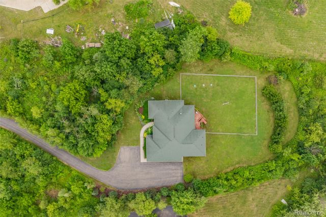 3520 Blue Heron Court, Superior Charter Township, MI 48198