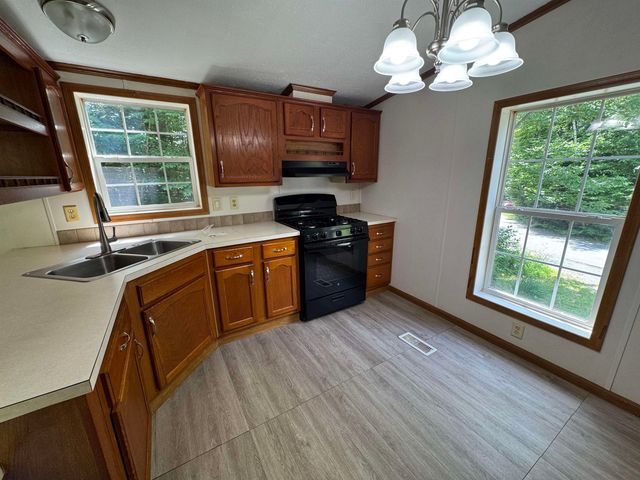 42 Vista Drive, Canaan, NH 03741