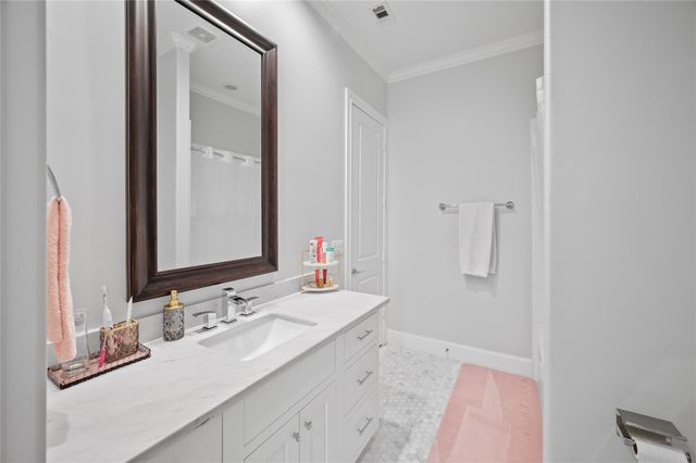 7506 Cuadro Lane, Houston, TX 77055