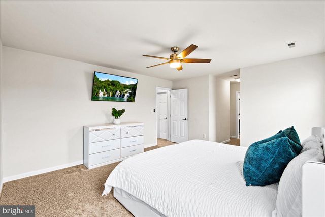 10004 SHADOWRIDGE CT, Fredericksburg, VA 22407