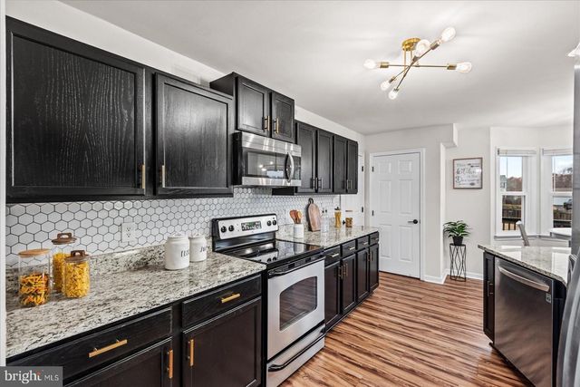 10004 SHADOWRIDGE CT, Fredericksburg, VA 22407