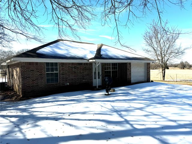 205 County Road 1135, Ravenna, TX 75476