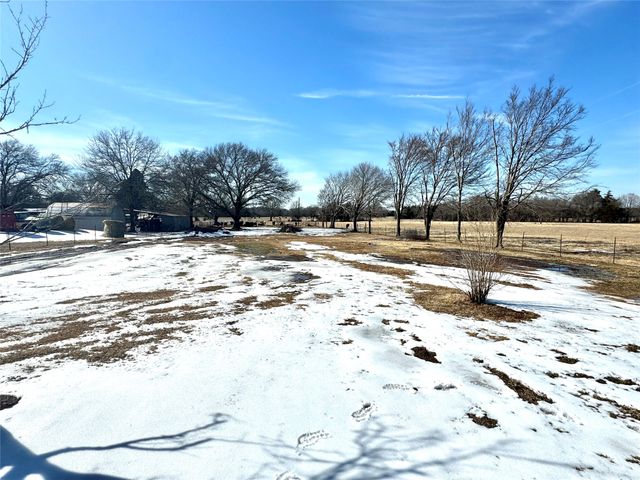 205 County Road 1135, Ravenna, TX 75476