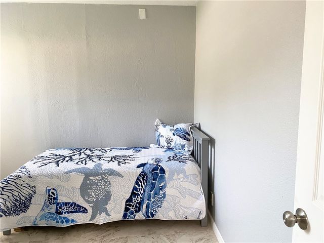 458 Macleod Dr, Corpus Christi, TX 78408