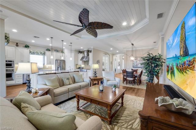8362 Viale CIR, Naples, FL 34114