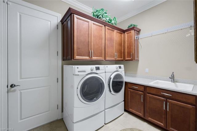 8362 Viale CIR, Naples, FL 34114